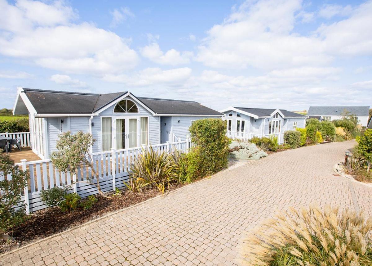 The Towans Hotel St Merryn Buitenkant foto