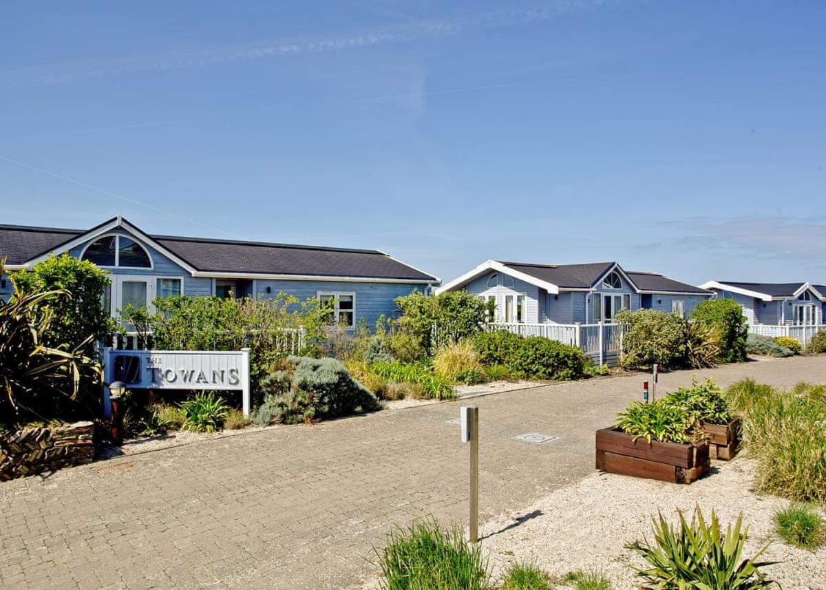 The Towans Hotel St Merryn Buitenkant foto